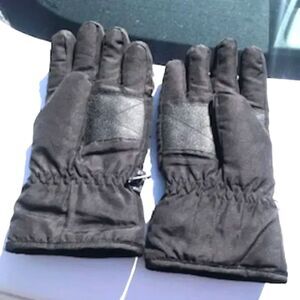 Winter Gloves . by Thinsulate . Never Worn